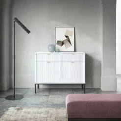 Komody><noscript><img width=