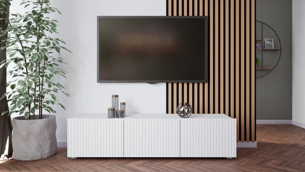 Szafki Rtv>GiB Meble Biała szafka RTV nowoczesna 150 cm z ryflowanymi frontami KORDIS biały