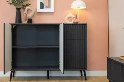 Zestawy Mebli Do Salonu|Komody></noscript>INTER MEBLE Czarna komoda dwudrzwiowa 135 cm z szufladami do salonu BELLUNO antracyt