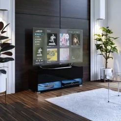 Zestawy Mebli Do Salonu|Szafki Rtv></noscript>BROMARKT Czarna szafka pod telewizor 105 cm QUAD czarny