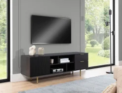 Zestawy Mebli Do Salonu|Szafki Rtv></noscript>GiB Meble Czarna szafka RTV ryflowana w stylu nowoczesnym 150 cm NAMASTE