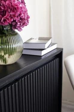 Zestawy Mebli Do Salonu|Szafki Rtv></noscript>lenart. Czterodrzwiowa szafka RTV w stylu nowoczesnym 167 cm TREND czarny