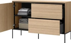 Komody><noscript><img width=