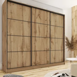 Zestawy Mebli Do Przedpokoju|Szafy Trzydrzwiowe><noscript><img width=