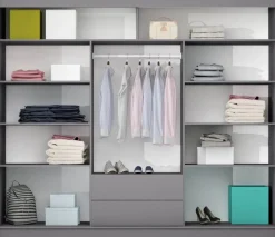 Szafy Trzydrzwiowe|Szafy Do Przedpokoju>Stolar Duża trzydrzwiowa szafa z lustrem i szufladami 250 cm PIERO