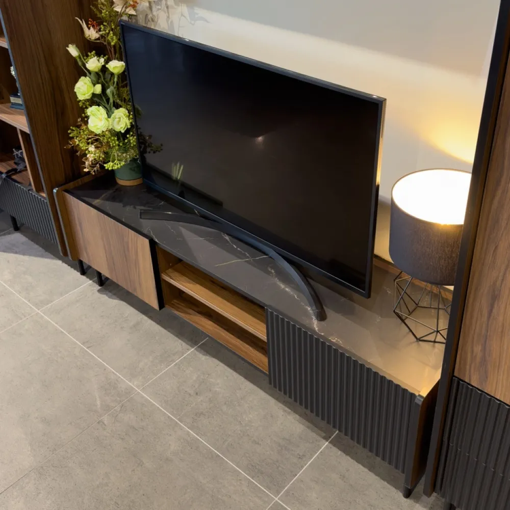 Komody>DOLMAR Dwudrzwiowa komoda z kominkiem 180 cm PINNACLE