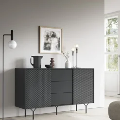 Komody><noscript><img width=