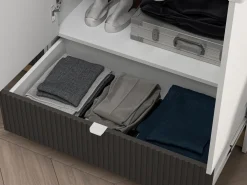 Zestawy Mebli Młodzieżowych|Szafy Dwudrzwiowe></noscript>ML Meble Dwudrzwiowa szafa młodzieżowa 82 cm z drążkiem i szufladą TORINO