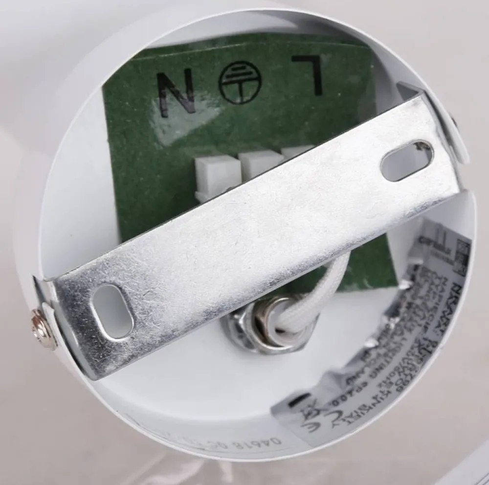 Oświetlenie Przedpokoju|Oświetlenie Jadalni>Candellux Lighting Kinkiet ścienny regulowany biały + element drewna Puerto