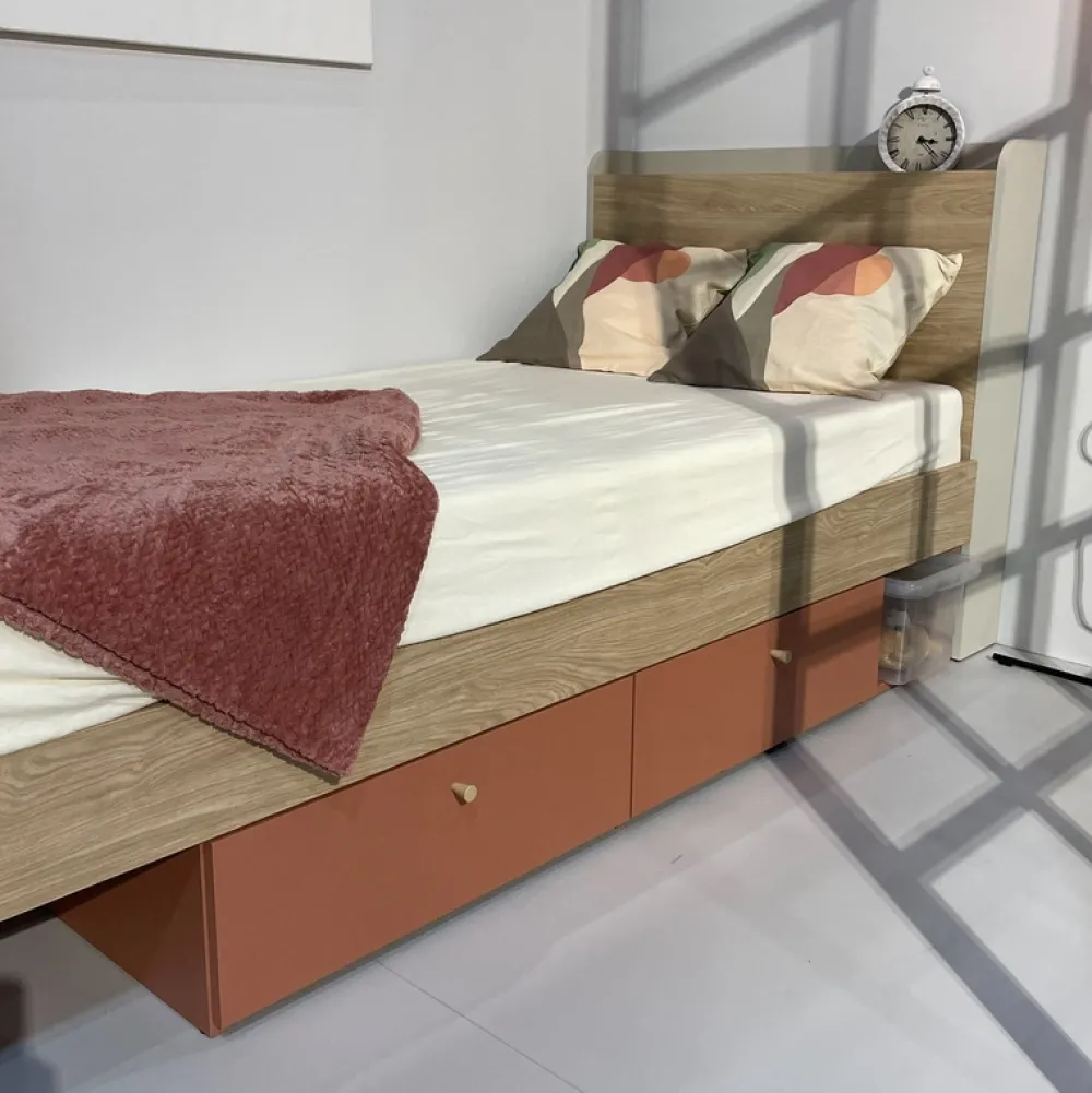 Łóżka Dziecięce|Łóżka Z Zagłówkiem>JUREK Łóżko 90x200 cm ze stelażem do pokoju młodzieżowego YOKO