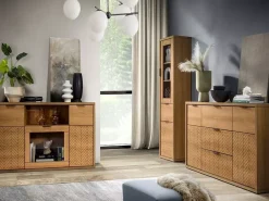 Komody><noscript><img width=