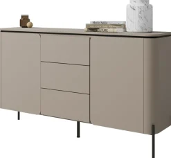 Komody><noscript><img width=