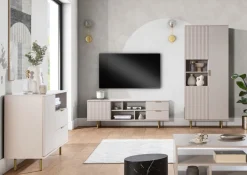 Zestawy Mebli Do Salonu|Komody></noscript>GiB Meble Komoda nowoczesna na nóżkach do salonu 150 cm NAMASTE kaszmir