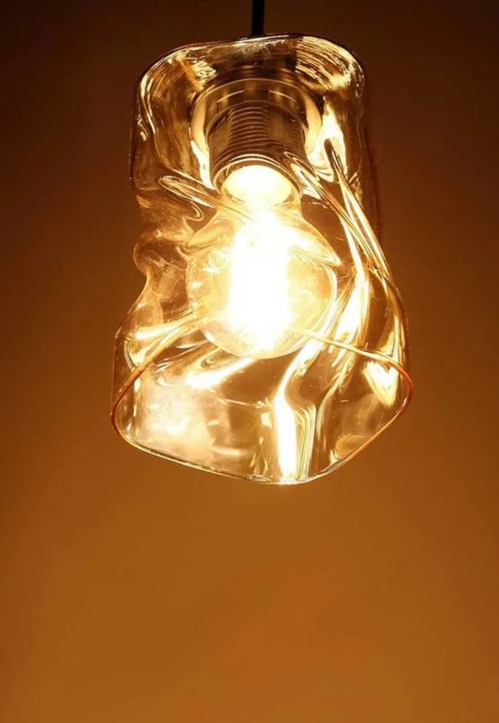 Oświetlenie Przedpokoju|Oświetlenie Jadalni>Candellux Lighting Lampa wisząca szklana czarna/bursztynowa Felis