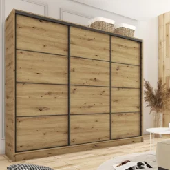 Zestawy Mebli Do Przedpokoju|Szafy Trzydrzwiowe><noscript><img width=