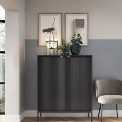 Komody><noscript><img width=