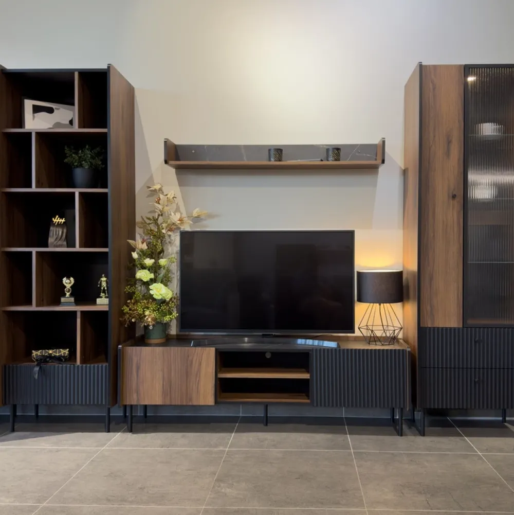 Szafy Trzydrzwiowe|Szafy Otwierane>DOLMAR Nowoczesna szafa do salonu 60 cm PINNACLE