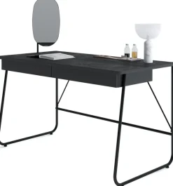 Biurka>lenart. Nowoczesne czarne biurko z szufladami i metalowymi nogami 135x77 cm MATCH