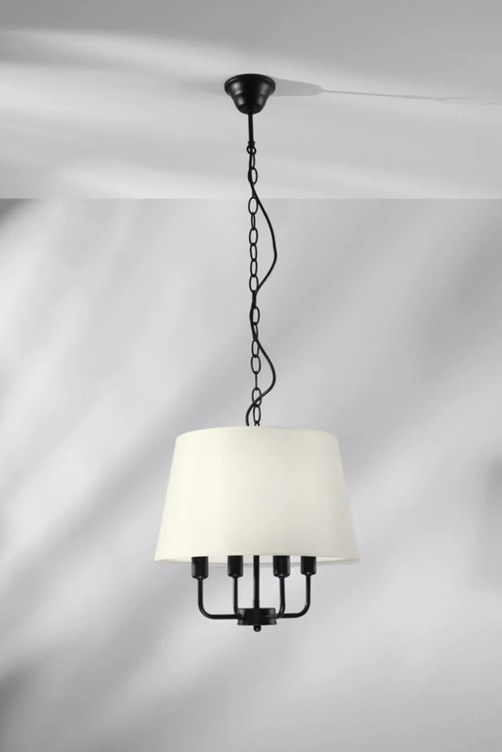 Oświetlenie Przedpokoju|Oświetlenie Jadalni>Candellux Lighting Pasteri lampa wisząca czarny matowy 4x40w e14 abażur beżowy