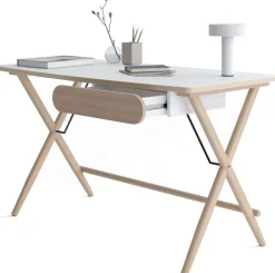 Biurka>lenart. Skandynawskie biurko z szufladą 135x67 cm MATCH