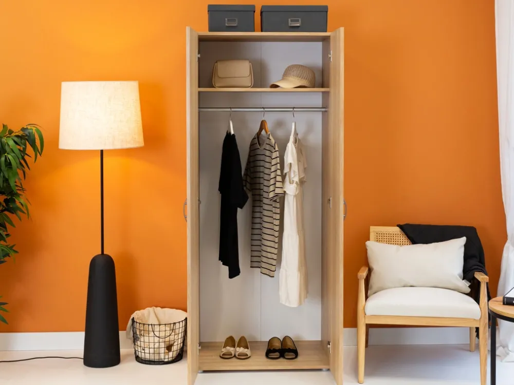 Szafy Otwierane>INTER MEBLE Szafa do sypialni 74 cm dwudrzwiowa z drążkiem BARENA dąb sonoma