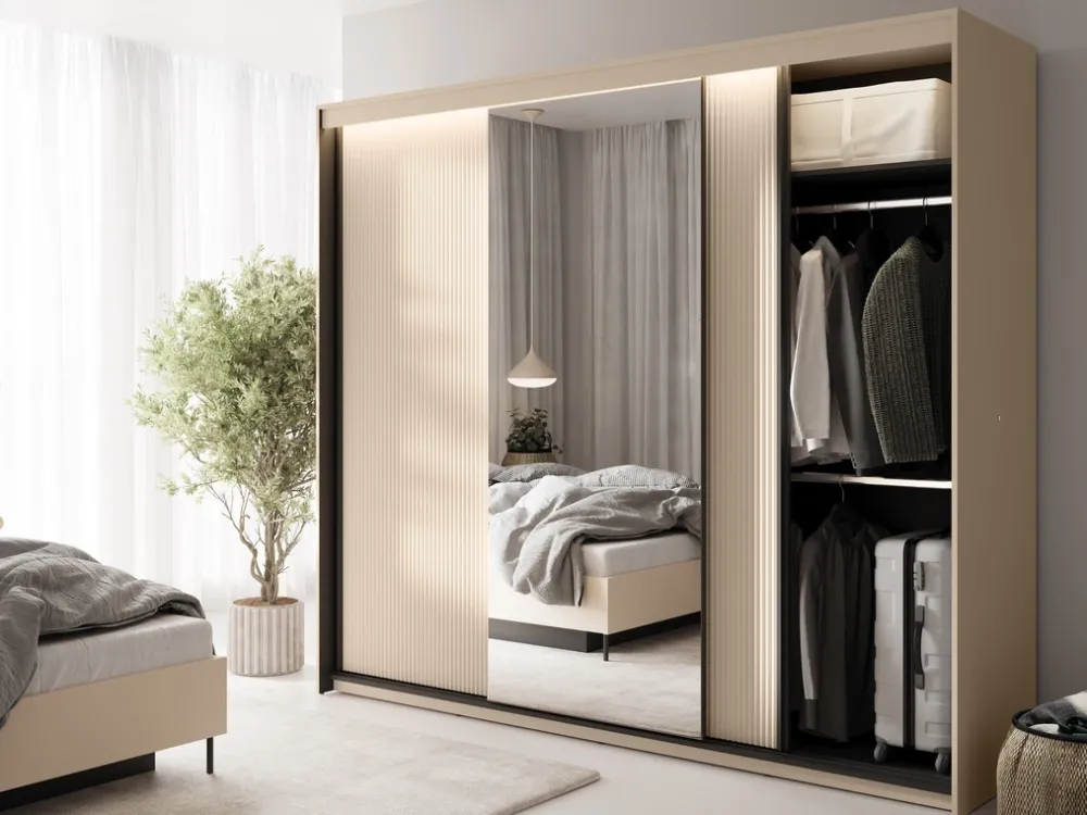 Zestawy Mebli Do Sypialni|Szafy Do Przedpokoju>lenart. Trzydrzwiowa duża szafa przesuwna do sypialni 250 cm z lustrem beżowa