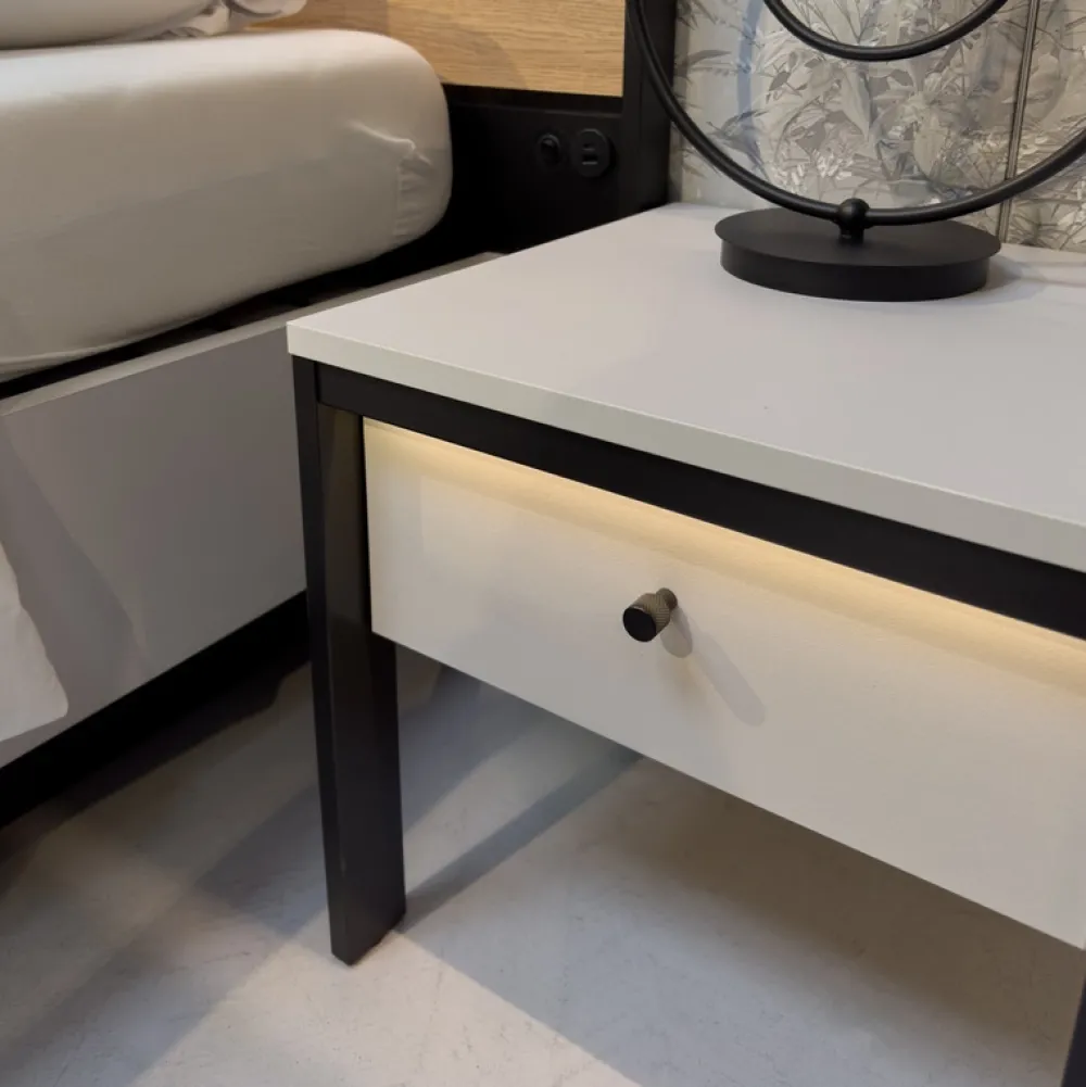 Zestawy Mebli Do Sypialni>lenart. Uchylna szafa do sypialni 250 cm z lustrem GRIS