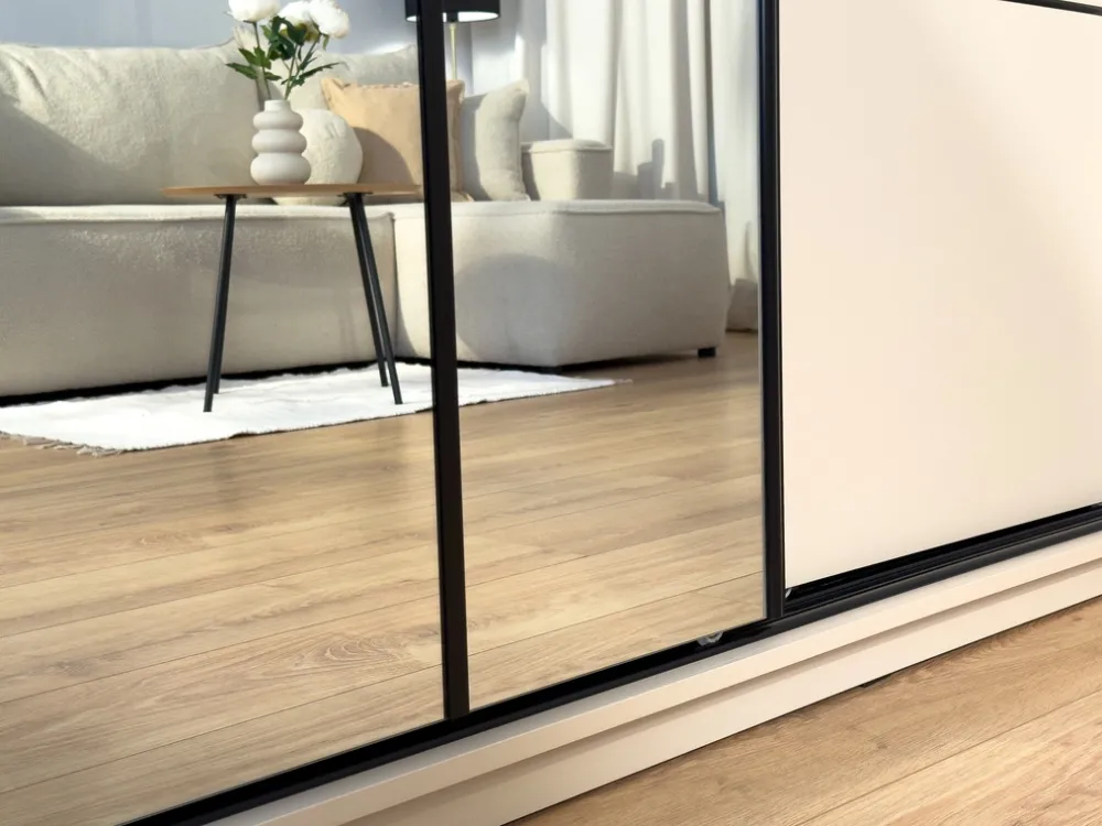 Zestawy Mebli Do Przedpokoju|Szafy Trzydrzwiowe>BROMARKT Wysoka szafa przesuwna 180 cm z półkami i drążkami EDGE MAX